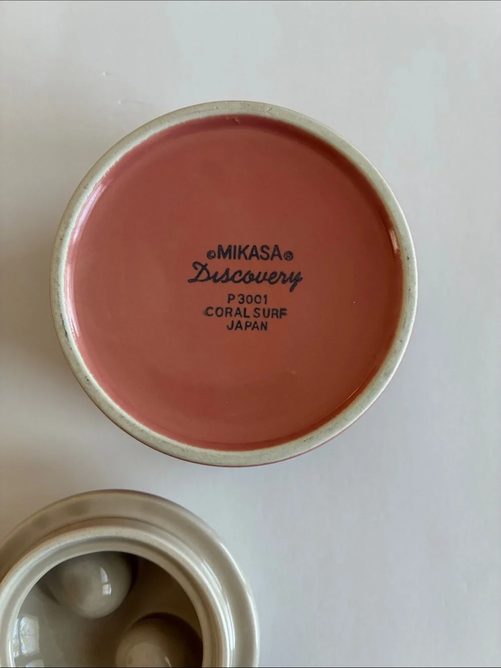 Mikasa Coral Surf Ceramic Lid and Base Set